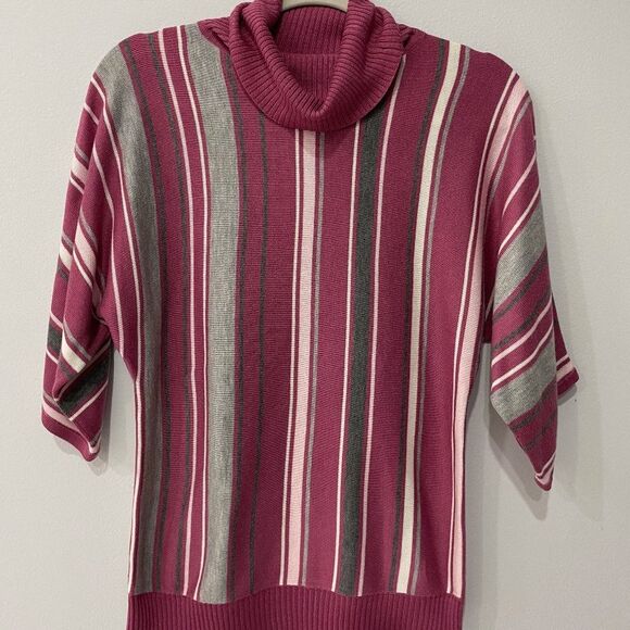 New York & Company Turtleneck Sweater Pullover Size: Small - Picture 2 of 8